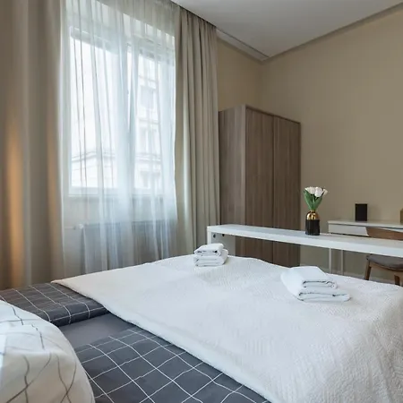Close- Golden - Great Location - Bright And Stylish In The Center - Plac Konstytucji Apartmán