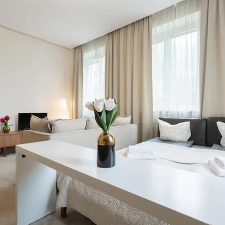 Close- Golden - Great Location - Bright And Stylish In The Center - Plac Konstytucji