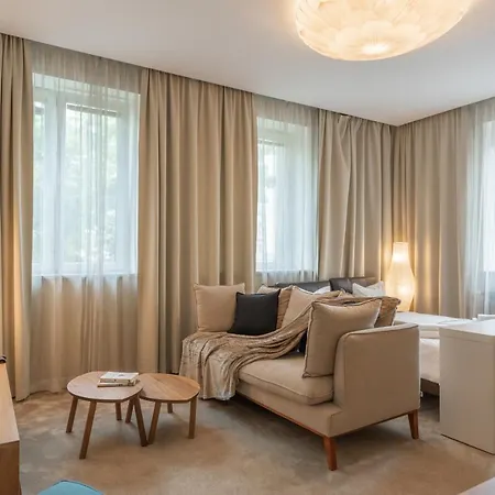 - Great Location - Bright And Stylish In The Center - Plac Konstytucji Апартаменты *