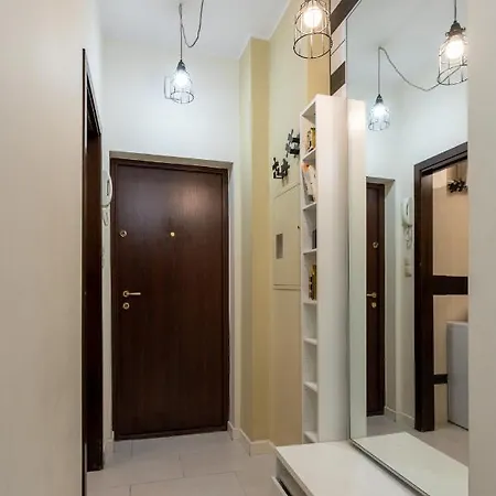 Close- Golden - Great Location - Bright And Stylish In The Center - Plac Konstytucji *