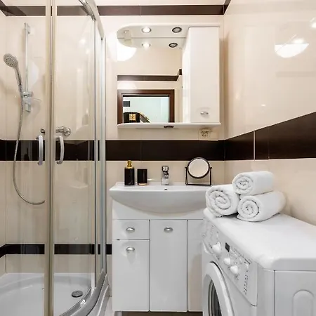 Close- Golden - Great Location - Bright And Stylish In The Center - Plac Konstytucji *